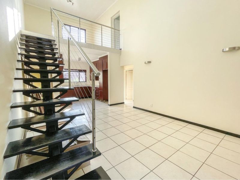 Spacious Stunning 3bed 3bath Apartment in The Kanyin, Sunninghill - Photo 10
