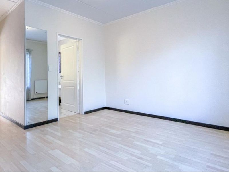 Spacious Stunning 3bed 3bath Apartment in The Kanyin, Sunninghill - Photo 7