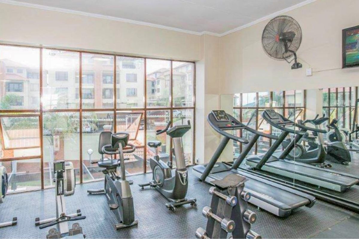 Spacious Stunning 3bed 3bath Apartment in The Kanyin, Sunninghill - Photo 2