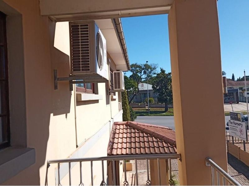 This spacious Property with lots of opportunity, for sale in Uitenhage/ Kariega - Photo 8