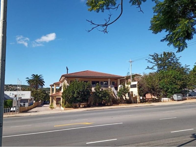 This spacious Property with lots of opportunity, for sale in Uitenhage/ Kariega - Photo 3