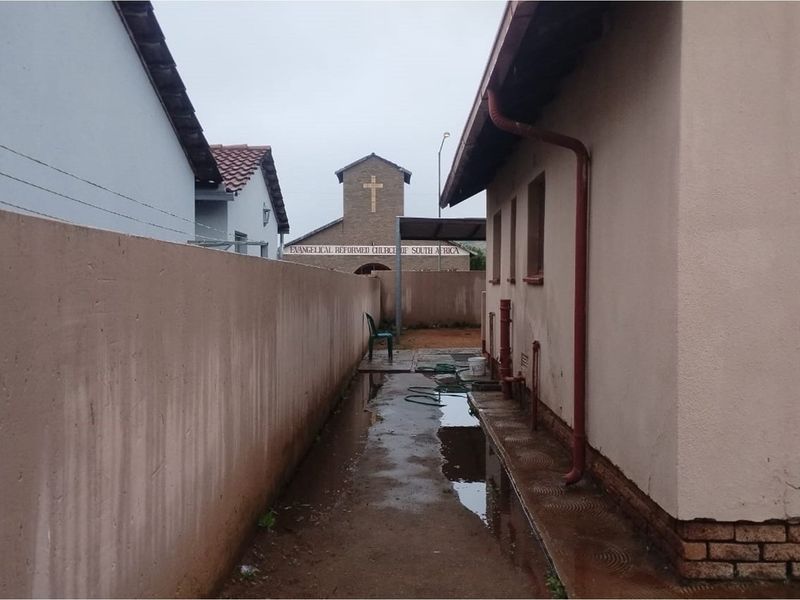 3 Bedroom House For Sale In Kagiso Ext 8 - Photo 9