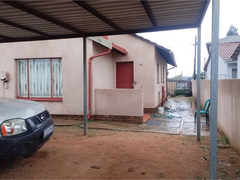 3 Bedroom House For Sale In Kagiso Ext 8 - Photo 7