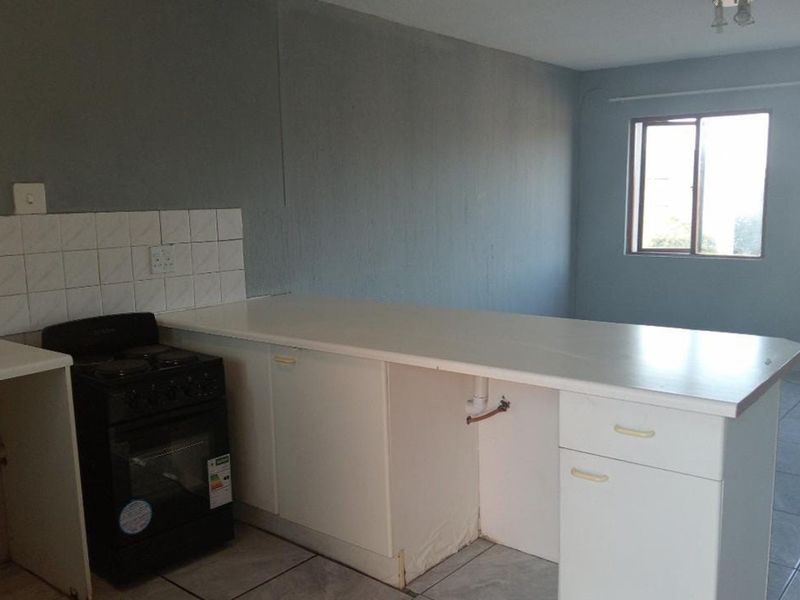 Modern 1-Bedroom Apartment - Ideal Lock-Up and Go! - Photo 4