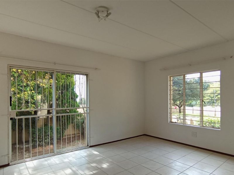 2-bedroom, 2-bathroom apartment in Zandspruit, R750 000 - Photo 4