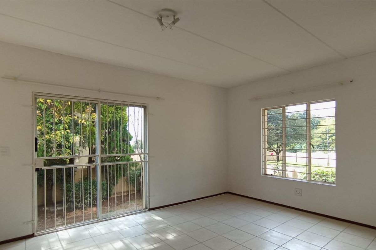 2-bedroom, 2-bathroom apartment in Zandspruit, R750 000 - Photo 4