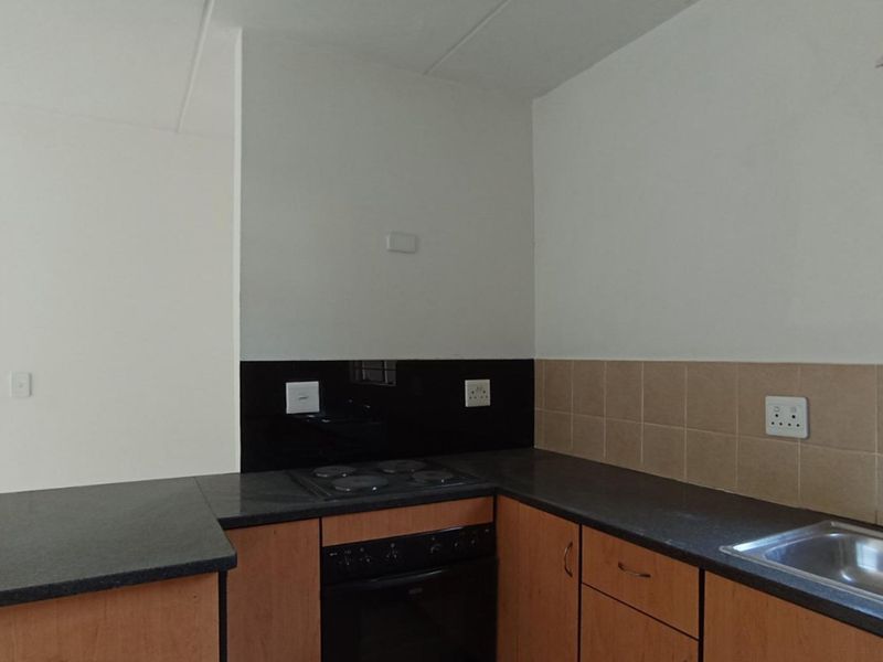 2-bedroom, 2-bathroom apartment in Zandspruit, R750 000 - Photo 3