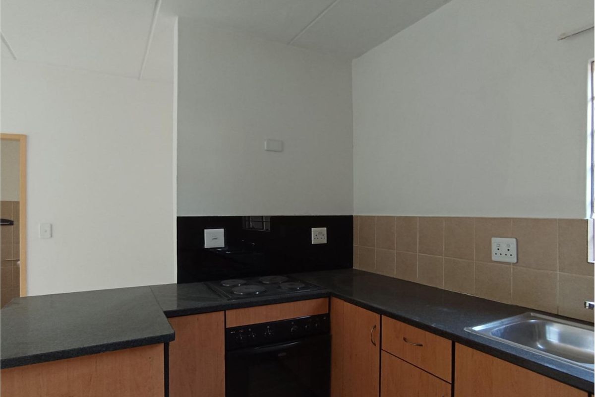 2-bedroom, 2-bathroom apartment in Zandspruit, R750 000 - Photo 3