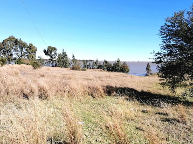 ORANJEVILLE * WATERFRONT * R120 000,00 * 1006sqm * Vacant Land * Dam view - Photo 2