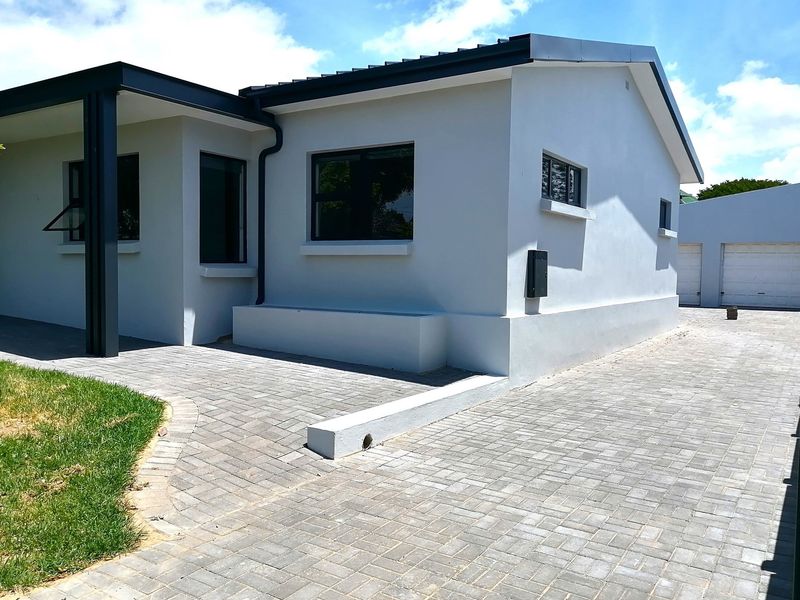 One of a kind renovated home in a popular area. - Photo 2