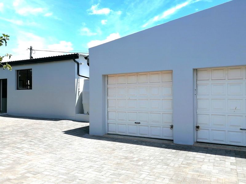 One of a kind renovated home in a popular area. - Photo 3