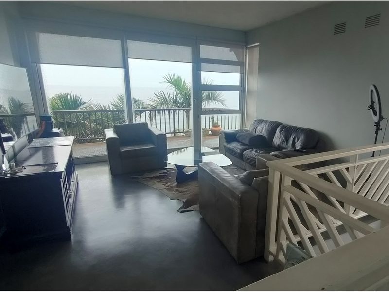 "Ocean View Luxury: 7-Bedroom Beachfront Haven" - Photo 3