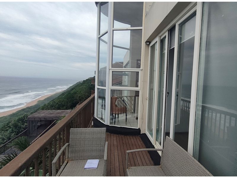 "Ocean View Luxury: 7-Bedroom Beachfront Haven" - Photo 2