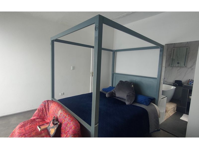 "Ocean View Luxury: 7-Bedroom Beachfront Haven" - Photo 8