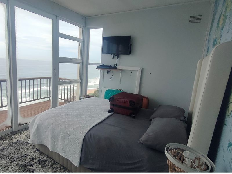 "Ocean View Luxury: 7-Bedroom Beachfront Haven" - Photo 5