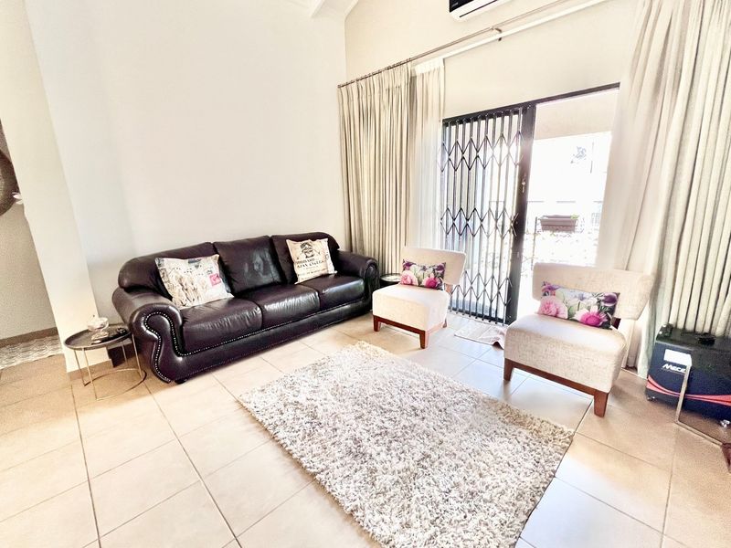 Live or Rent-This Stylish Summerset Apartment Has Space, High Ceilings and  All the Right Features - Photo 7