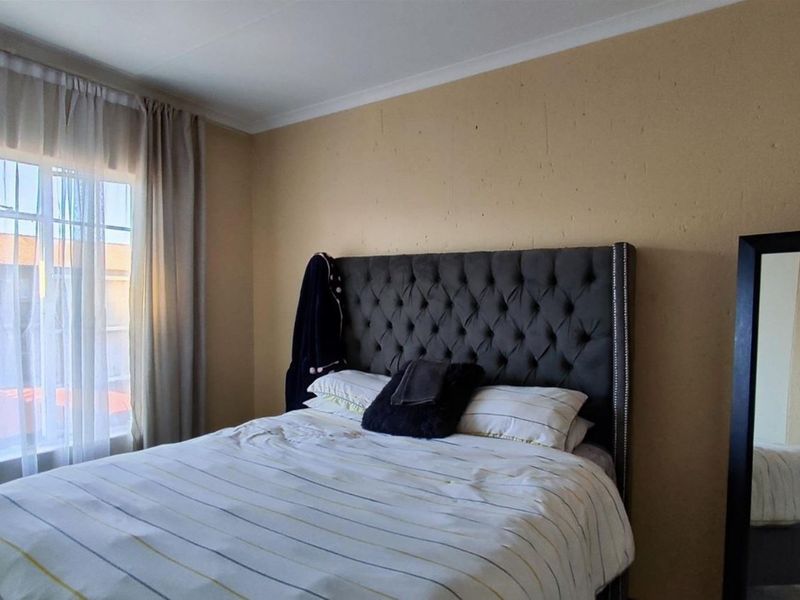 R500k"Modern 2-Bed Apartment in Comet Boksburg" - Photo 6