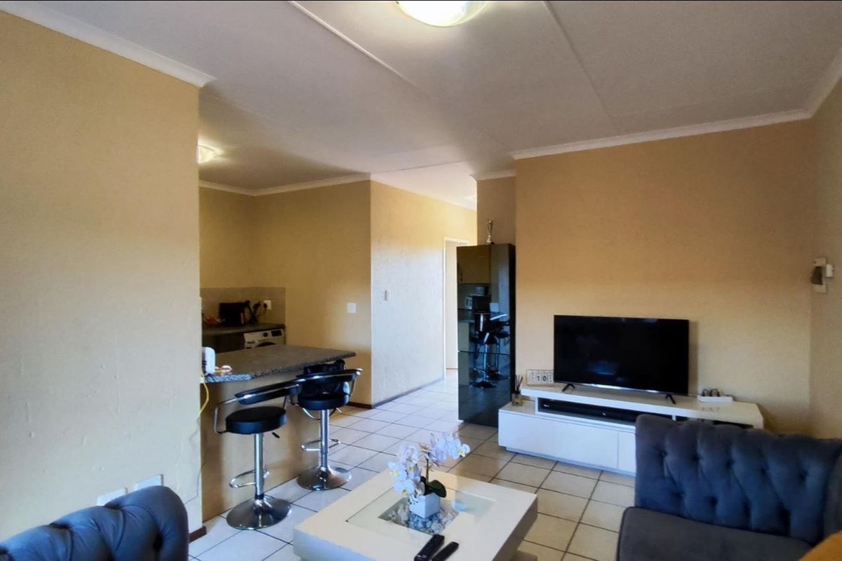 R500k"Modern 2-Bed Apartment in Comet Boksburg" - Photo 5