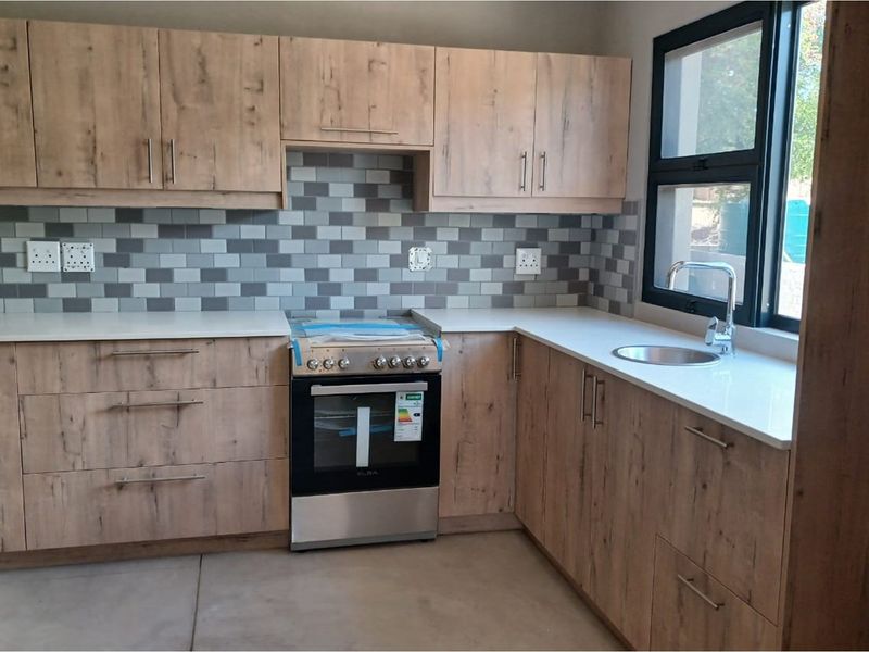 Leopard’s Lane: Sustainable Living in Hoedspruit - Photo 7