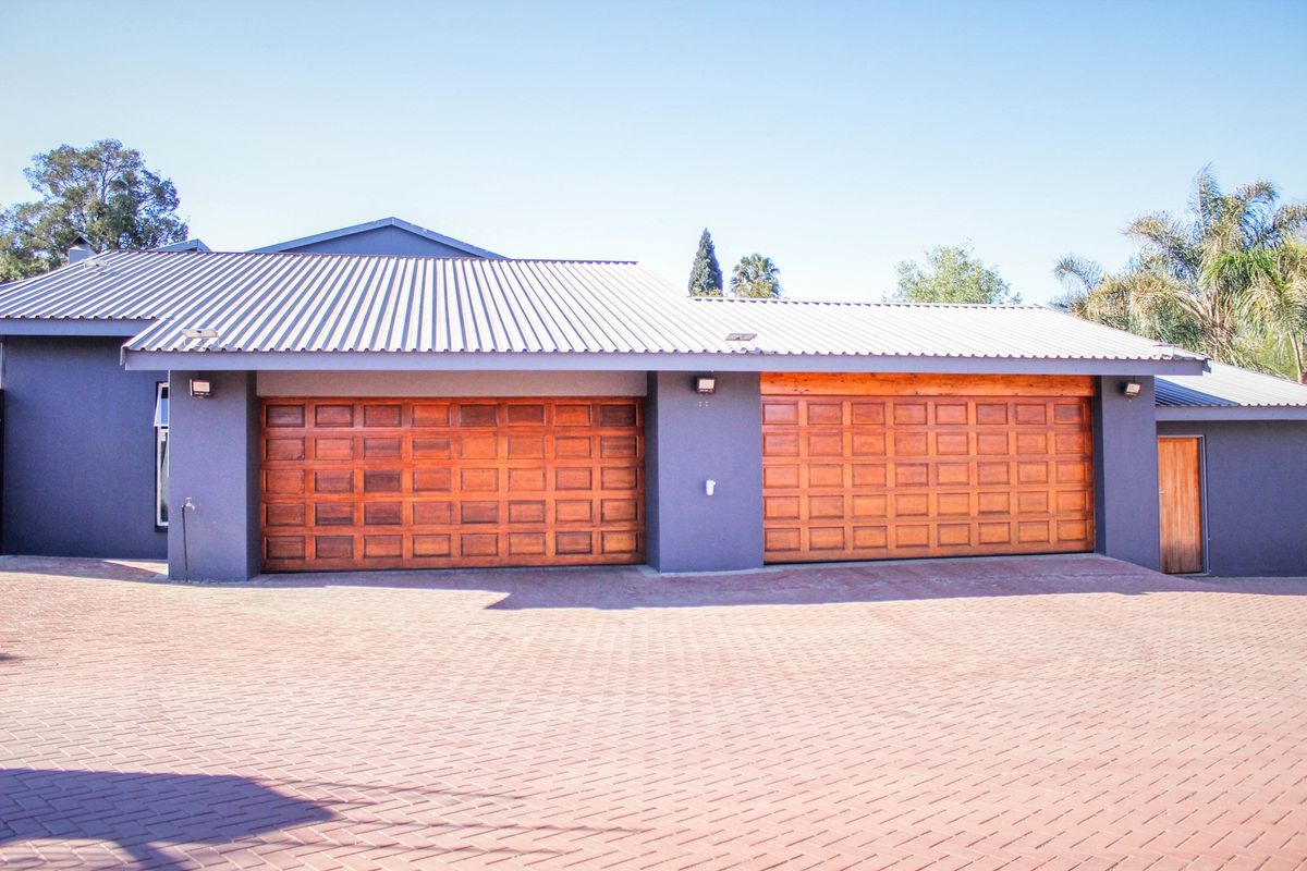 Where Space, Style and Serenity Meet - A Family Haven Like No Other! - Photo 4