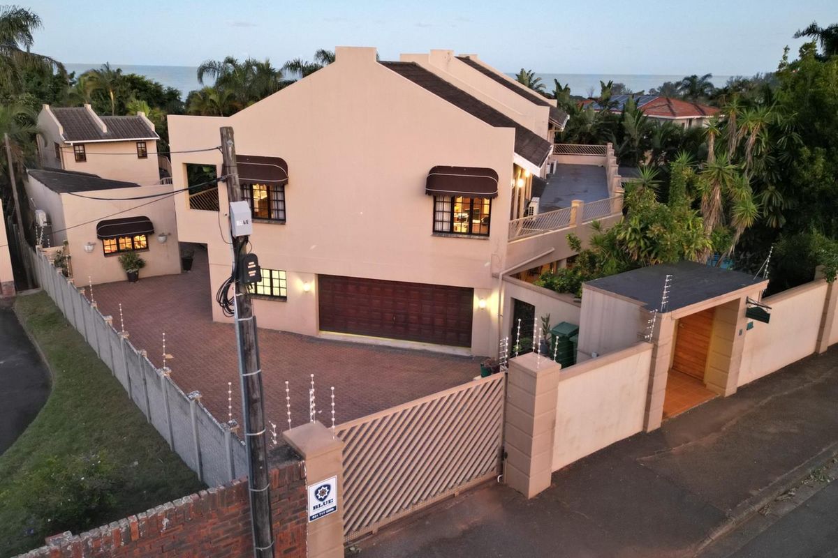 Beautiful 10-bedroom bed and breakfast for sale in Durban North - Photo 3