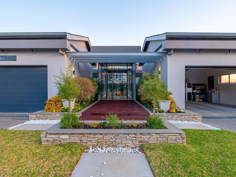 Exquisite 5-Bedroom Modern Marvel  in Waterfall Country Estate - Photo 1