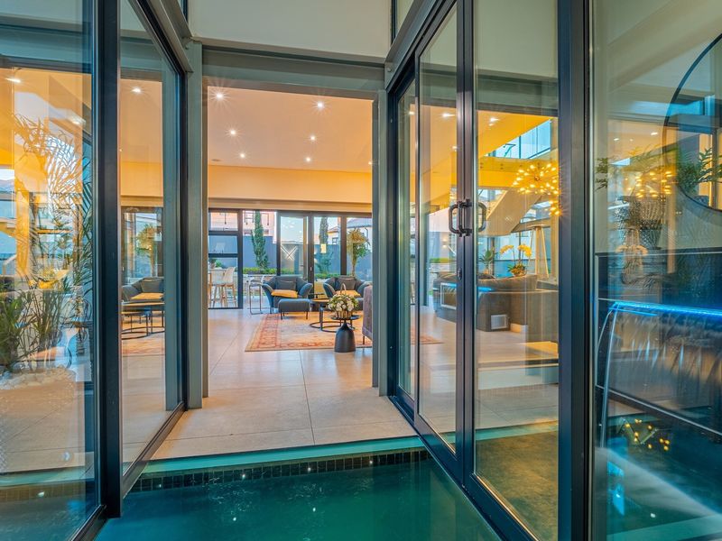 Exquisite 5-Bedroom Modern Marvel  in Waterfall Country Estate - Photo 4
