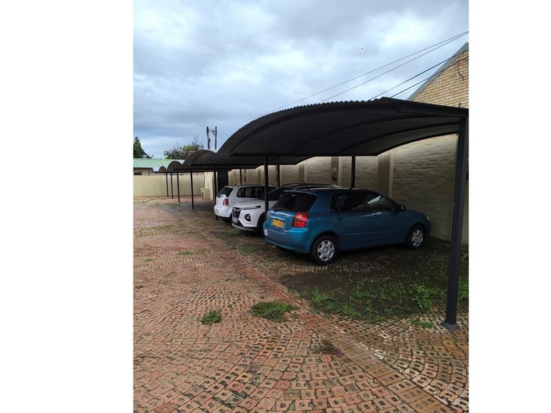 Block of apartments for sale in Flamwood" - Photo 5