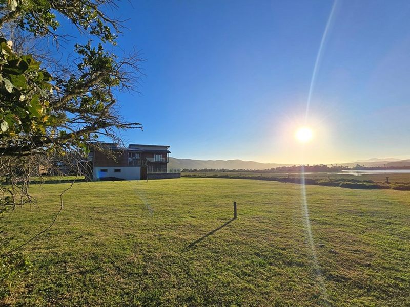 Front-Row Stand with Unmatched Lagoon Views in Brenton on Lake - Photo 3