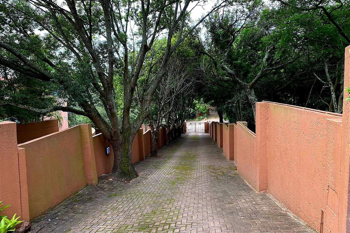 Welcome Home: Luxury Living in Steiltes - Photo 4