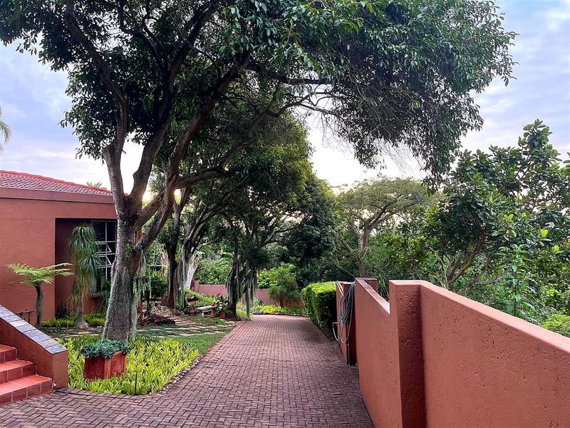 Welcome Home: Luxury Living in Steiltes - Photo 8