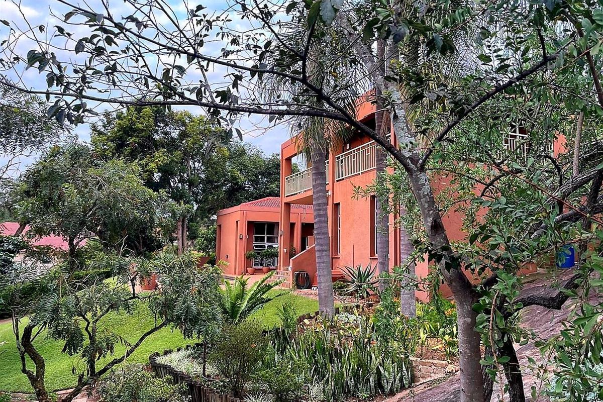 Welcome Home: Luxury Living in Steiltes - Photo 5