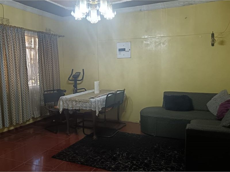 Charming 2-Bed Home in Serene Mapetla, Gauteng - Photo 4