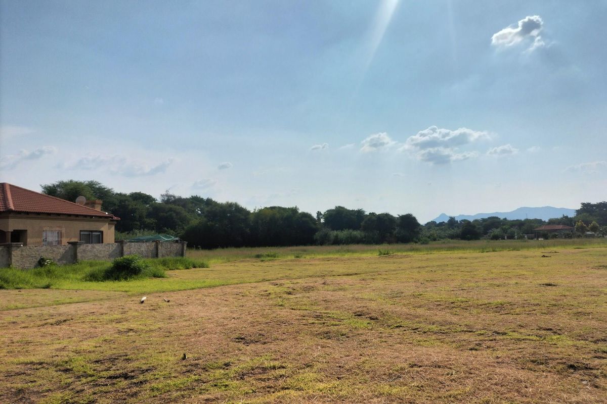 Perfect opportunity to build your dream home! - Photo 3