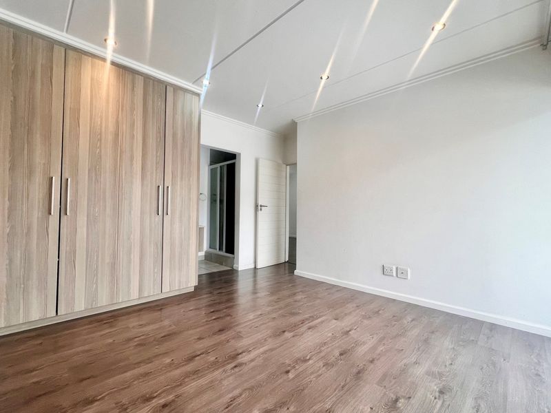 2-Bed Rivonia Apartment For Sale - Photo 8