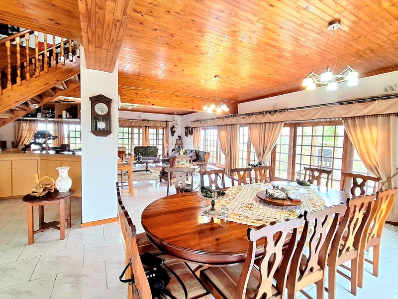 Exquisite Family home or Air BnB property with Sea views plus 2 Cottages - Photo 4