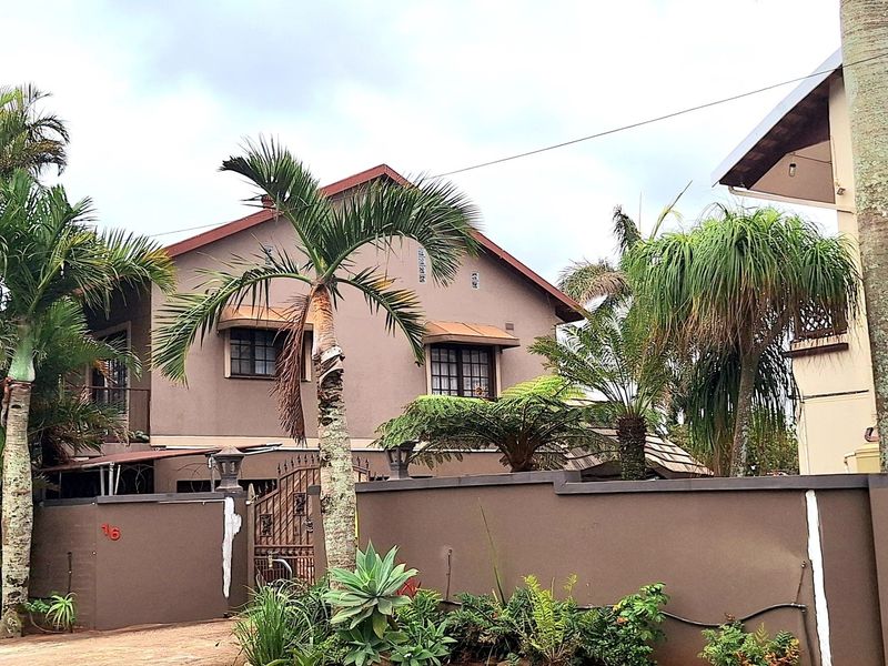 Exquisite Family home or Air BnB property with Sea views plus 2 Cottages - Photo 3