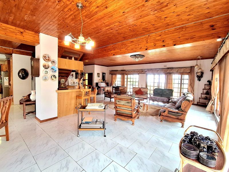 Exquisite Family home or Air BnB property with Sea views plus 2 Cottages - Photo 5