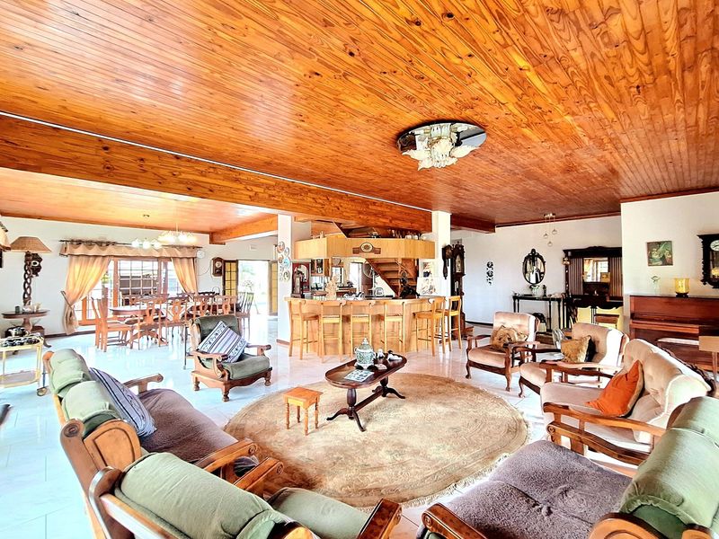 Exquisite Family home or Air BnB property with Sea views plus 2 Cottages - Photo 8