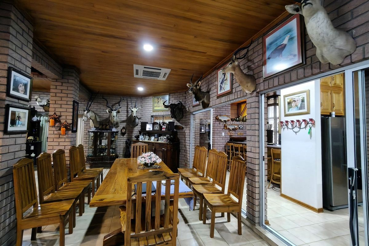 Spacious 5-Bedroom Family Home in Nelspruit Ext 11 - Move-In Ready with Exceptional Extras - Photo 4