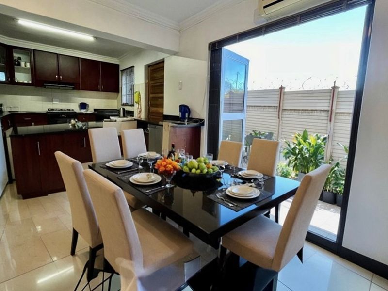 3 Bedroom Townhouse for Sale in Raisethorpe - Photo 3