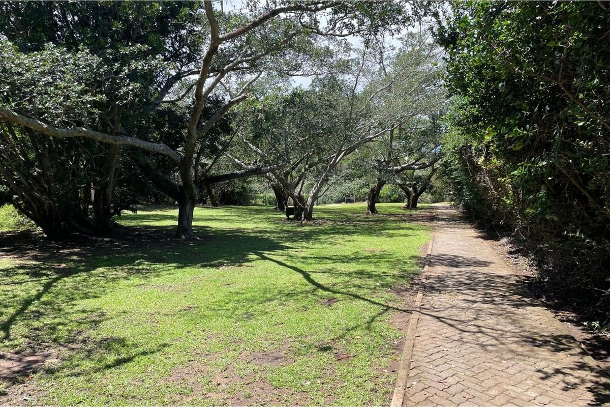 1300m2 plot at Khamanga Bay - Serene Country Coastal Living - Photo 4