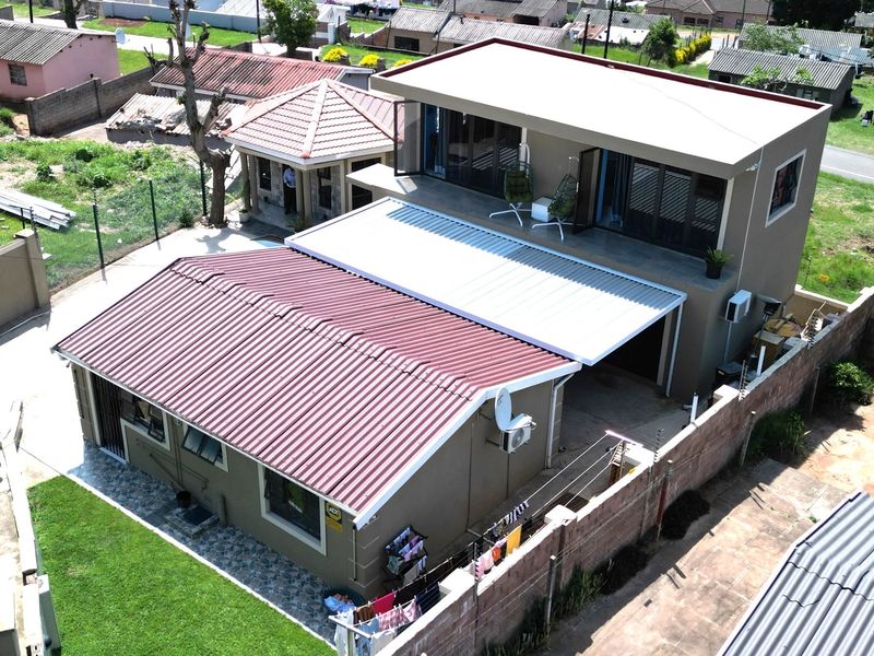 4 BEDROOM HOME IN HAMMARSDALE - Photo 5