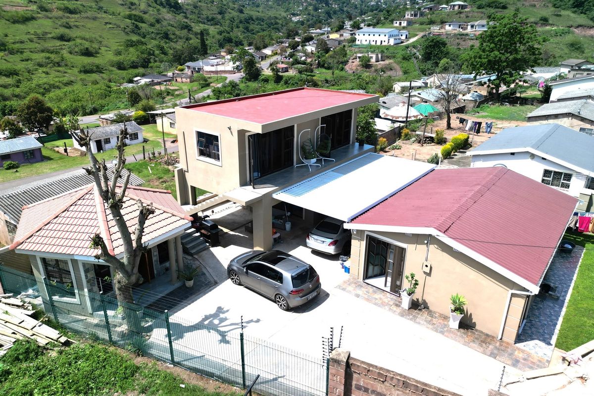 4 BEDROOM HOME IN HAMMARSDALE - Photo 2