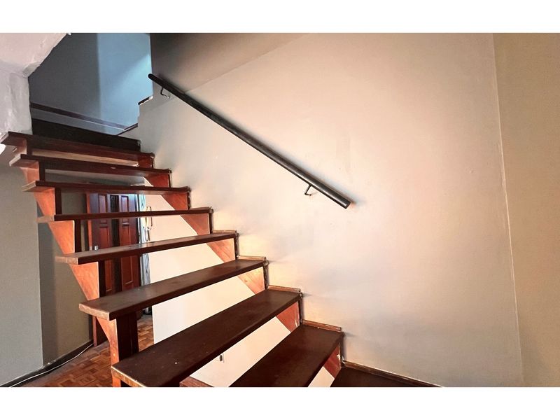 Charming 1-Bed Apartment in Durban Central for Sale - Photo 6