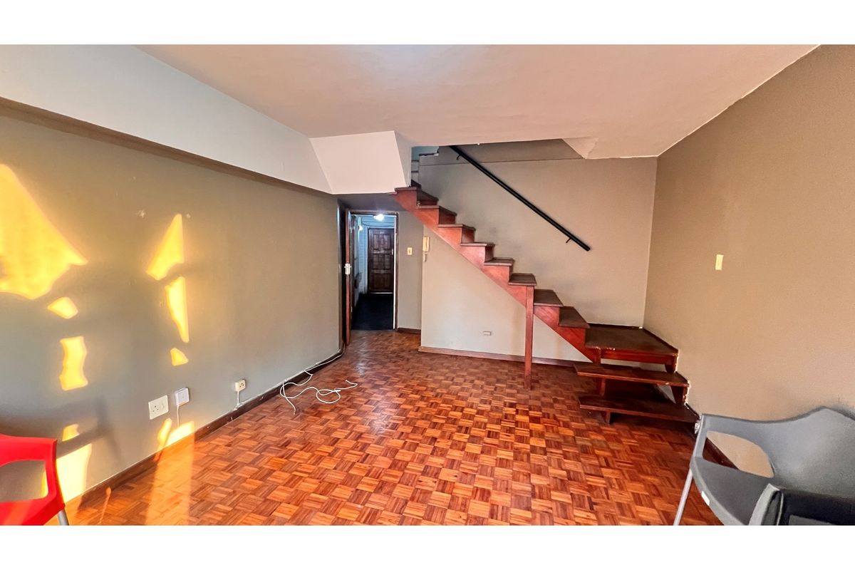 Charming 1-Bed Apartment in Durban Central for Sale - Photo 5