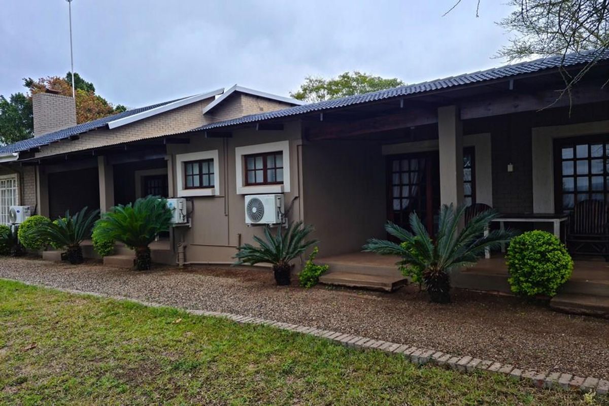 710 Ha Louis Trichardt Farm: Prime Investment in Cattle and Game. - Photo 4