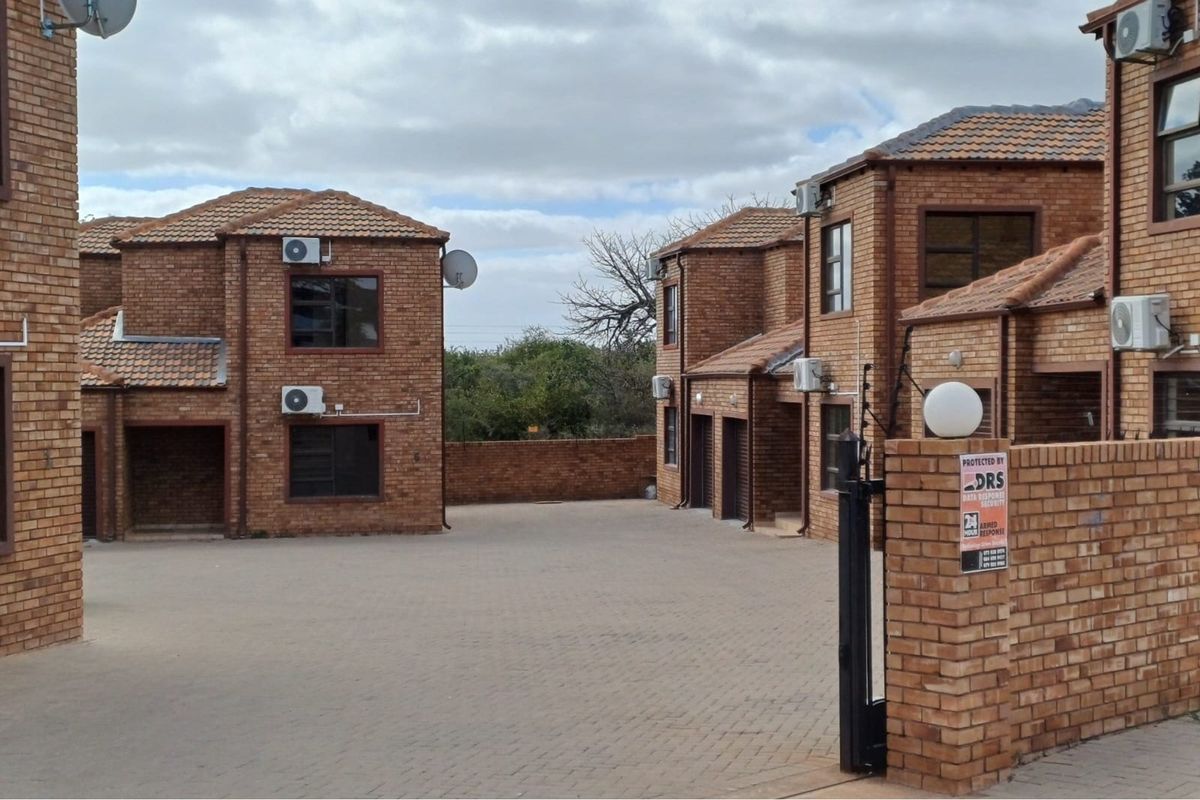Explore This 9 Unit Investment Gem in Musina! - Photo 3