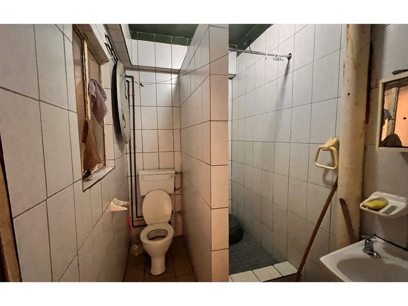 Investment Opportunity, Expand your Portfolio with this Studio Apartment for Sale in South Beach. - Photo 8