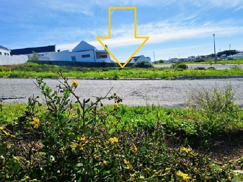 Best buy: Large Corner Stand with Sea Views in sought after Da Gama Bay. - Photo 7